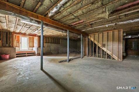 8 Ridgewood Club Road Prospect CT 06712