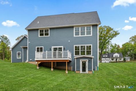 8 Ridgewood Club Road Prospect CT 06712