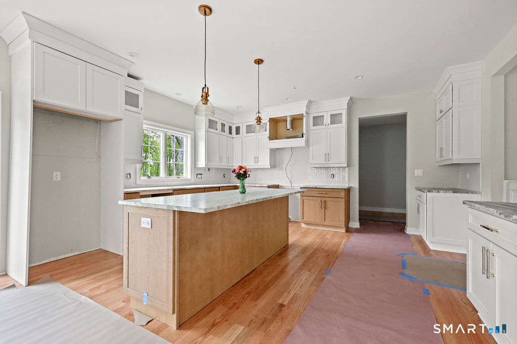 8 Ridgewood Club Road Prospect CT 06712