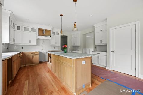 8 Ridgewood Club Road Prospect CT 06712