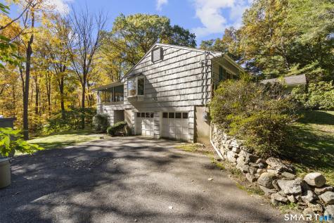 55 Bartlett Lane Stamford CT 06903