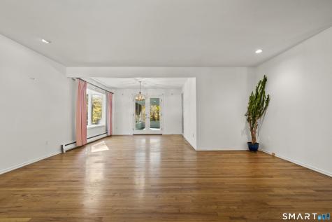 55 Bartlett Lane Stamford CT 06903