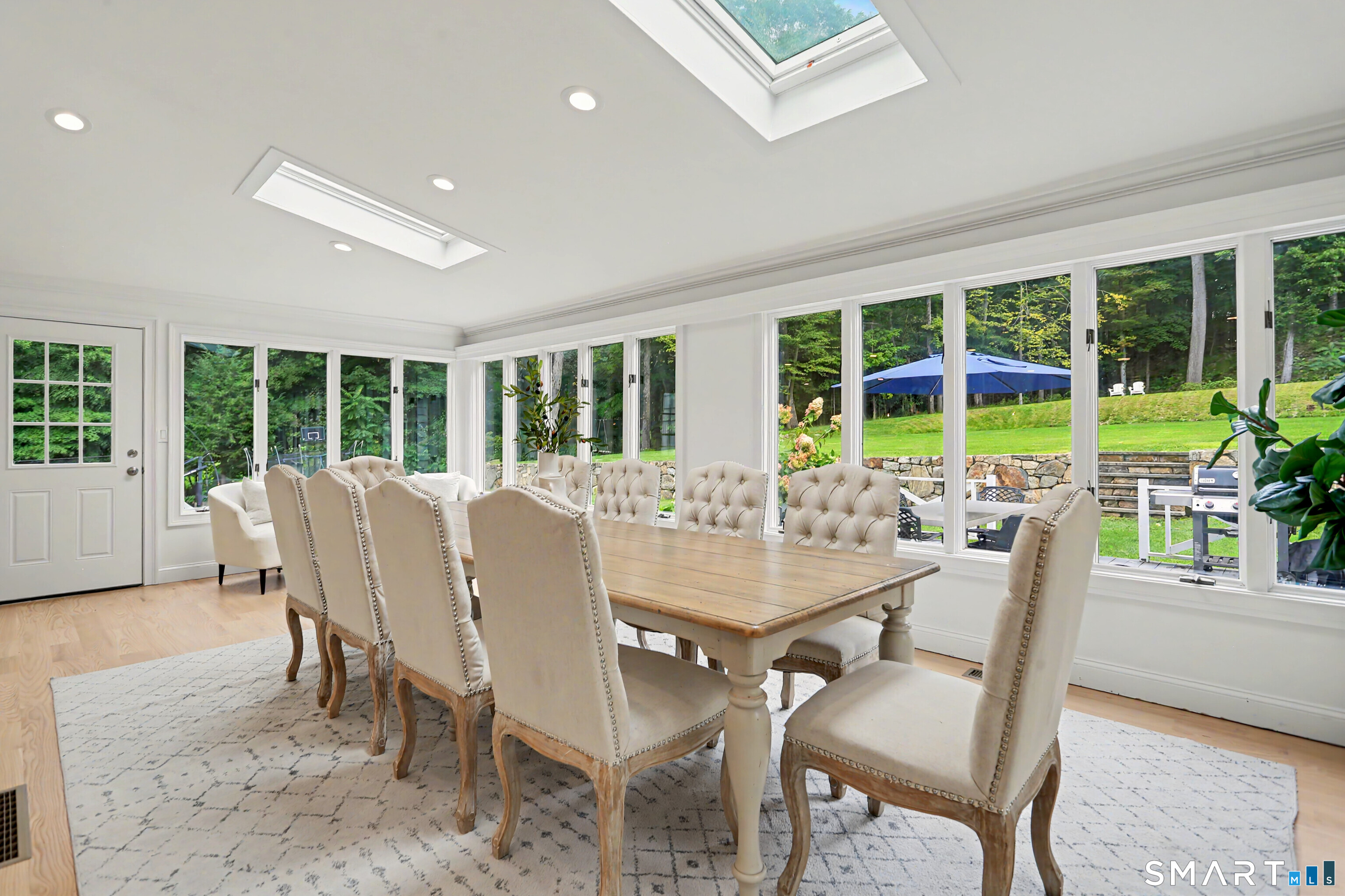2141 Ponus Ridge New Canaan CT 06840