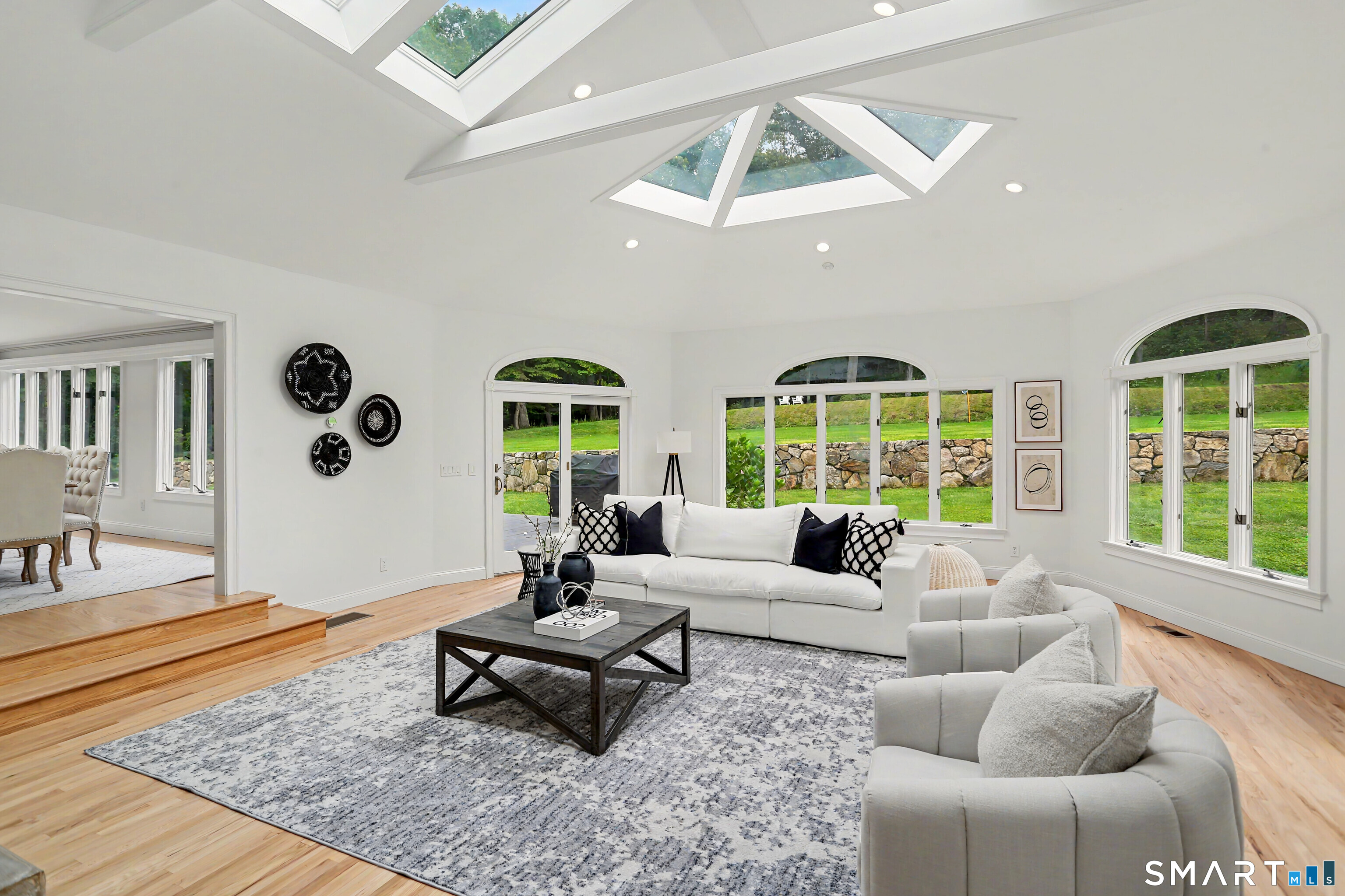 2141 Ponus Ridge New Canaan CT 06840