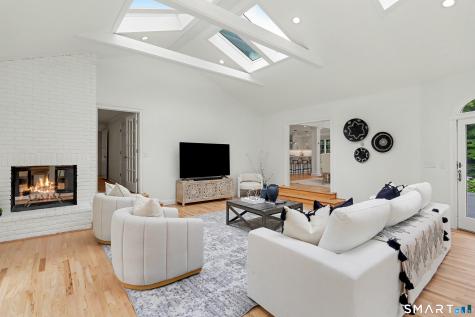 2141 Ponus Ridge New Canaan CT 06840