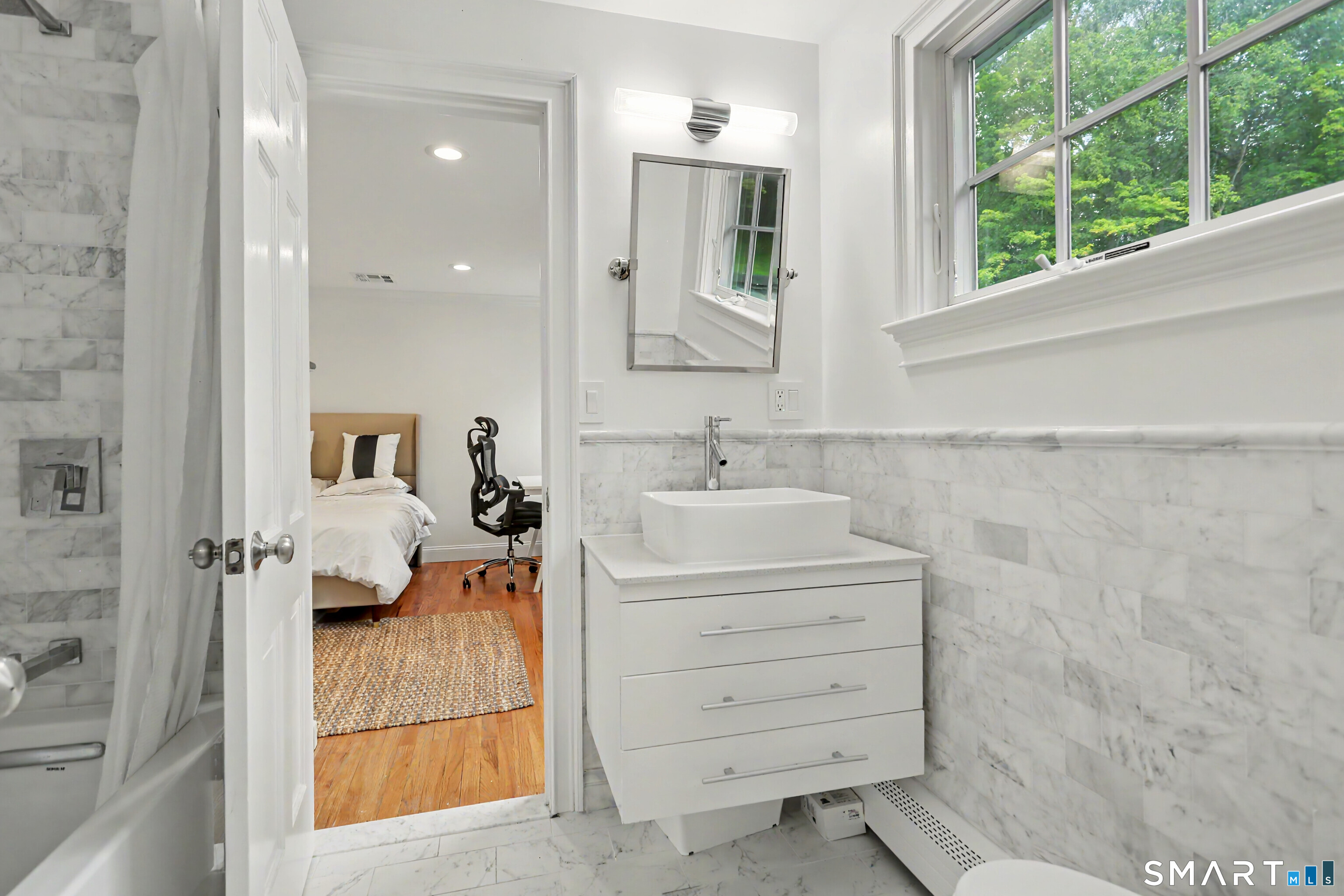 2141 Ponus Ridge New Canaan CT 06840