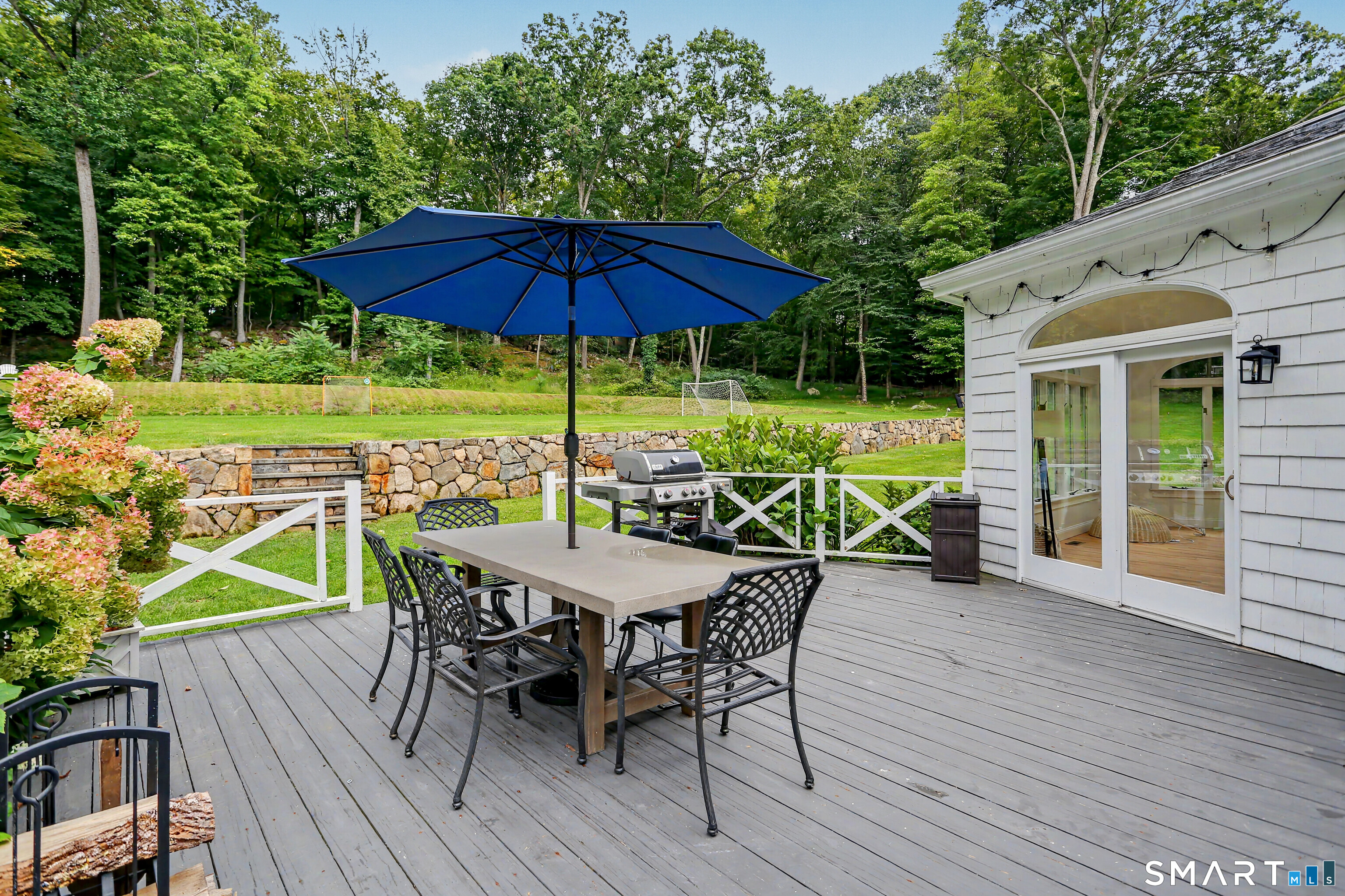 2141 Ponus Ridge New Canaan CT 06840