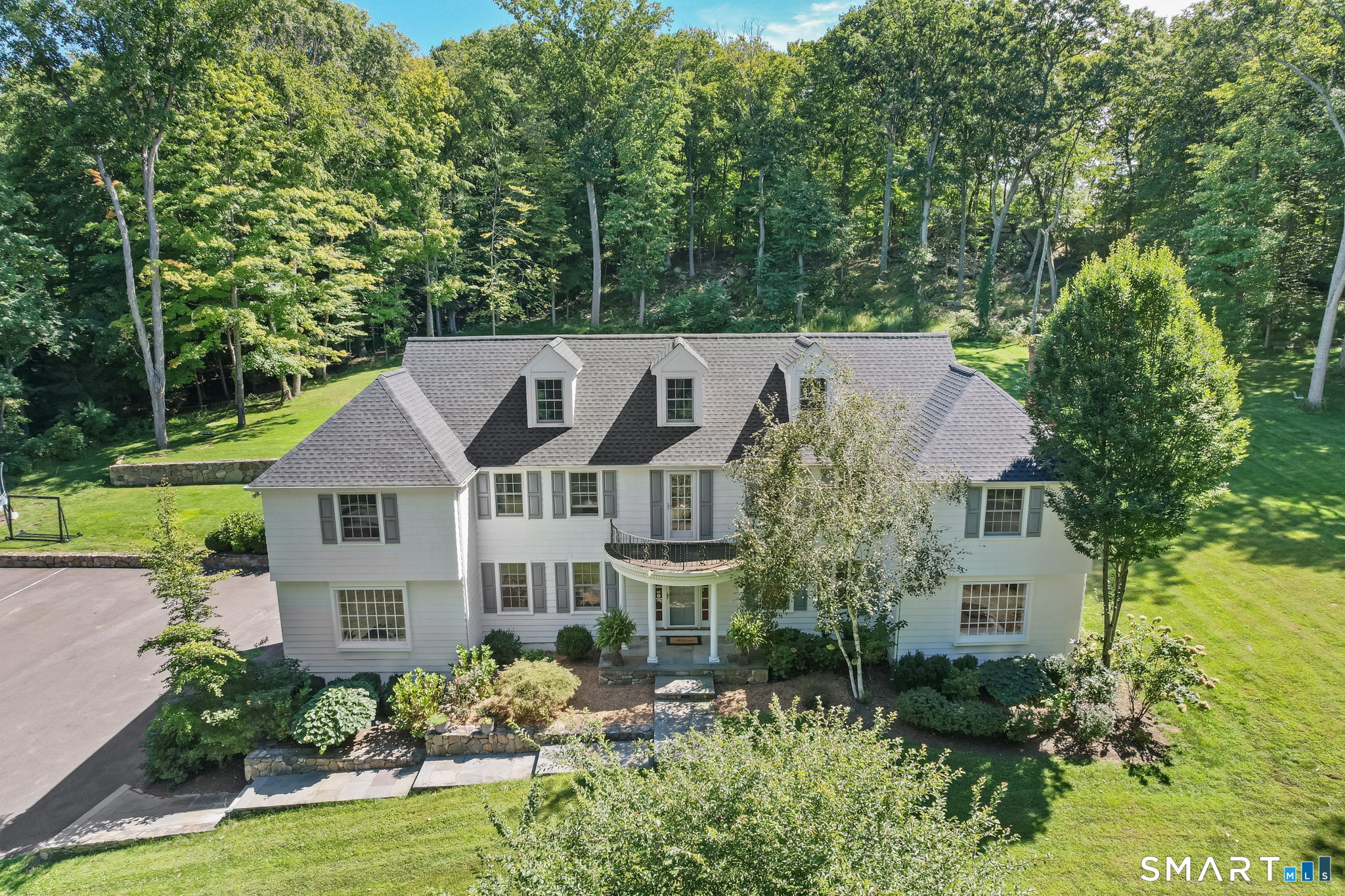 2141 Ponus Ridge New Canaan CT 06840