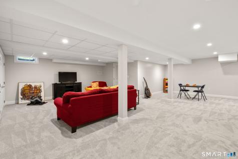 165 Randall Drive Suffield CT 06078