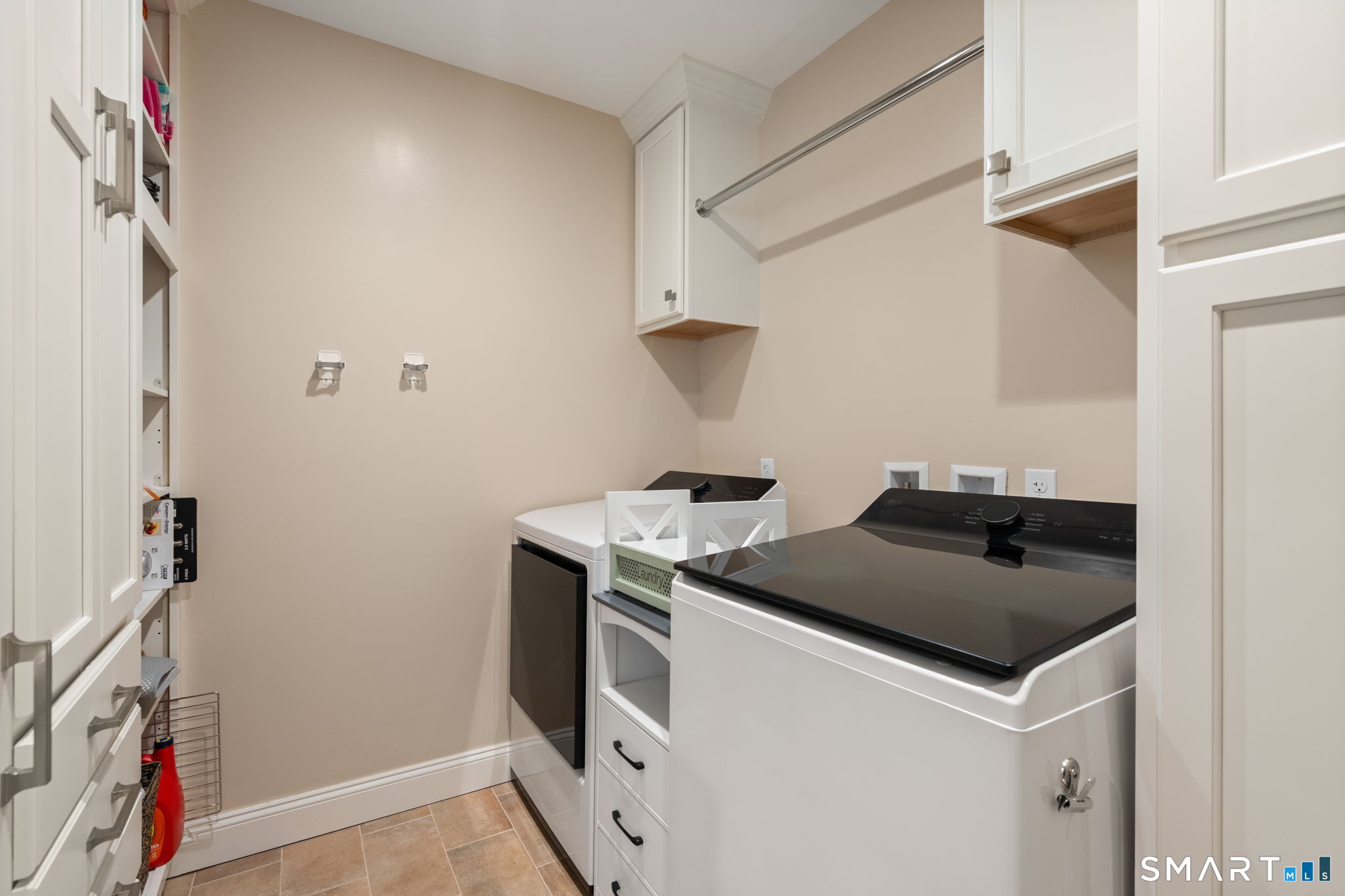 165 Randall Drive Suffield CT 06078
