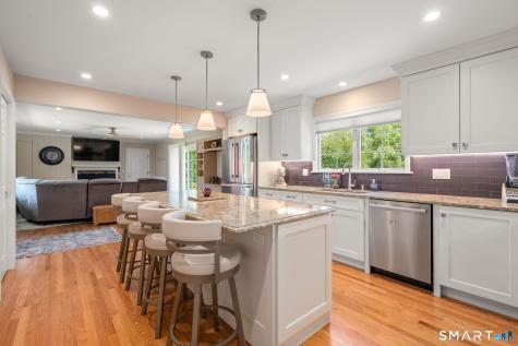 165 Randall Drive Suffield CT 06078