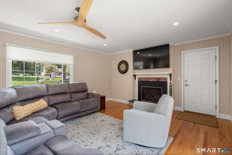 165 Randall Drive Suffield CT 06078