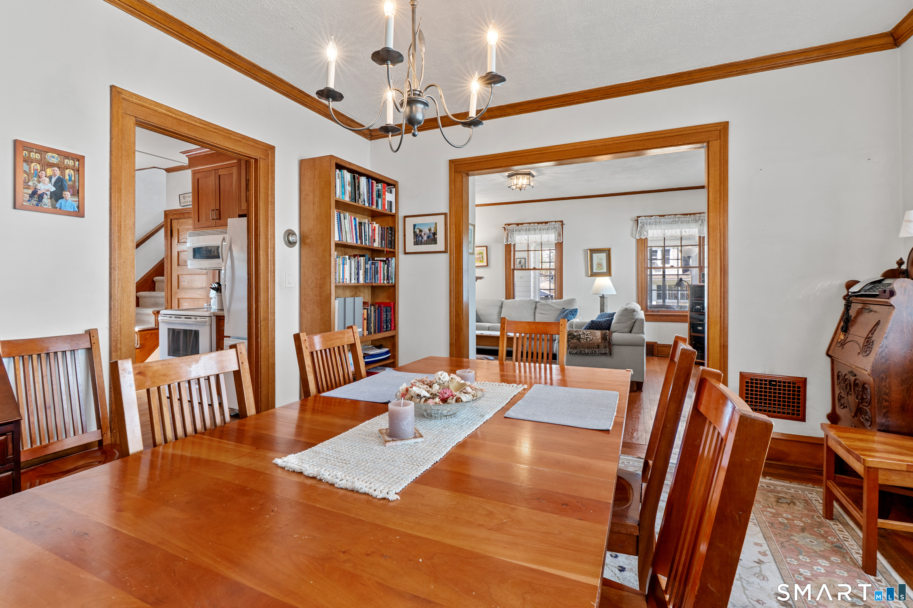 82 Monroe Street Hartford CT 06114