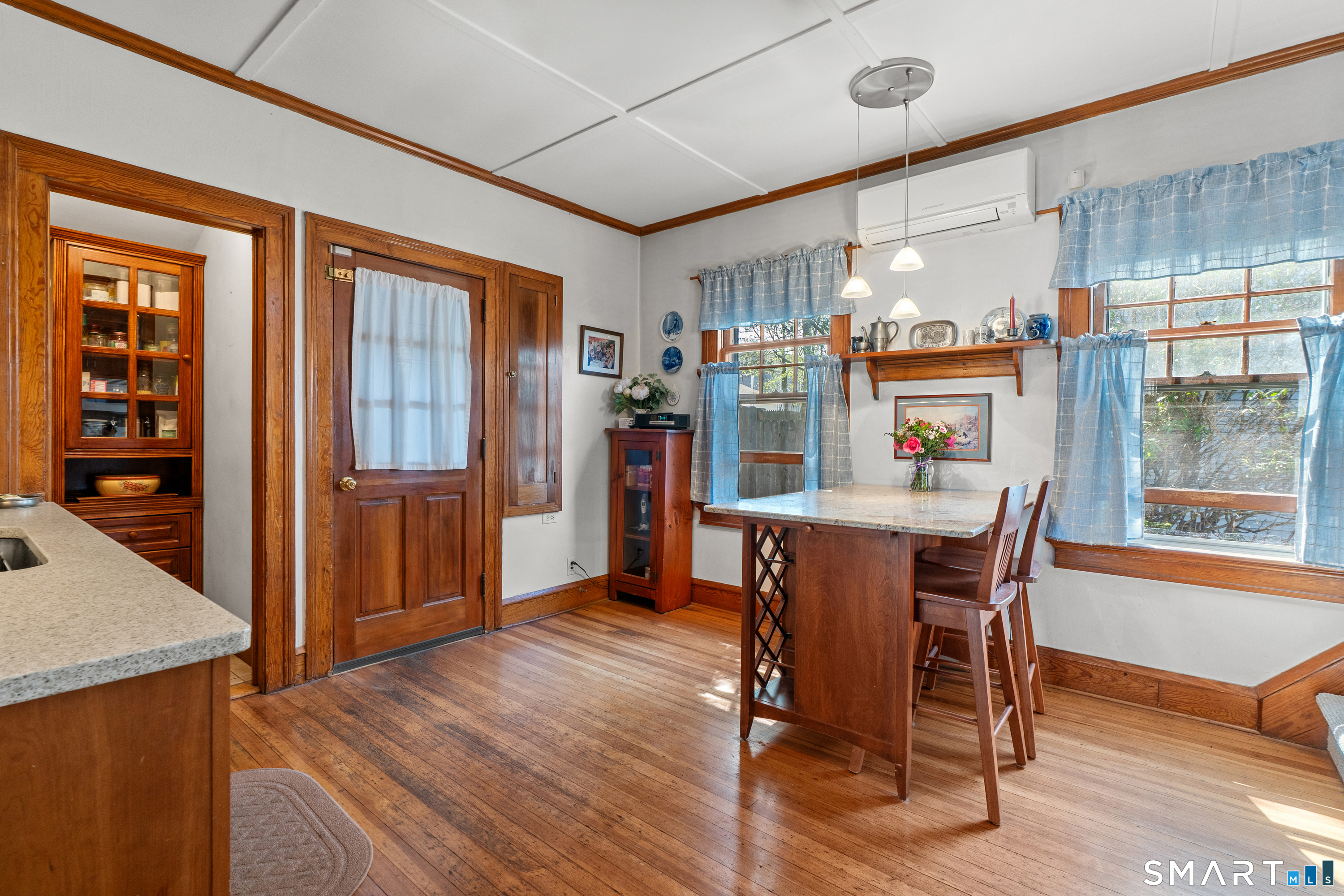 82 Monroe Street Hartford CT 06114
