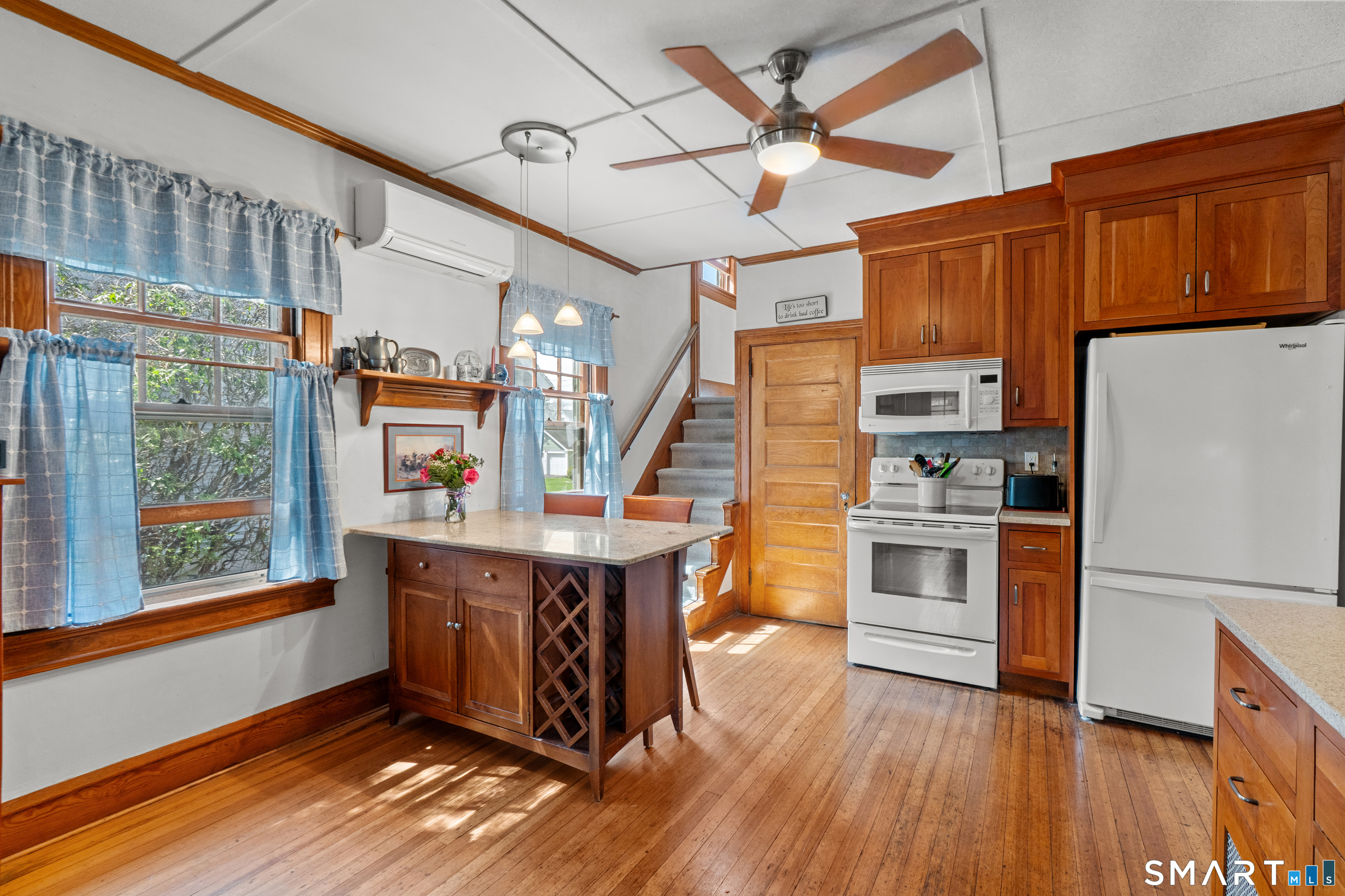82 Monroe Street Hartford CT 06114