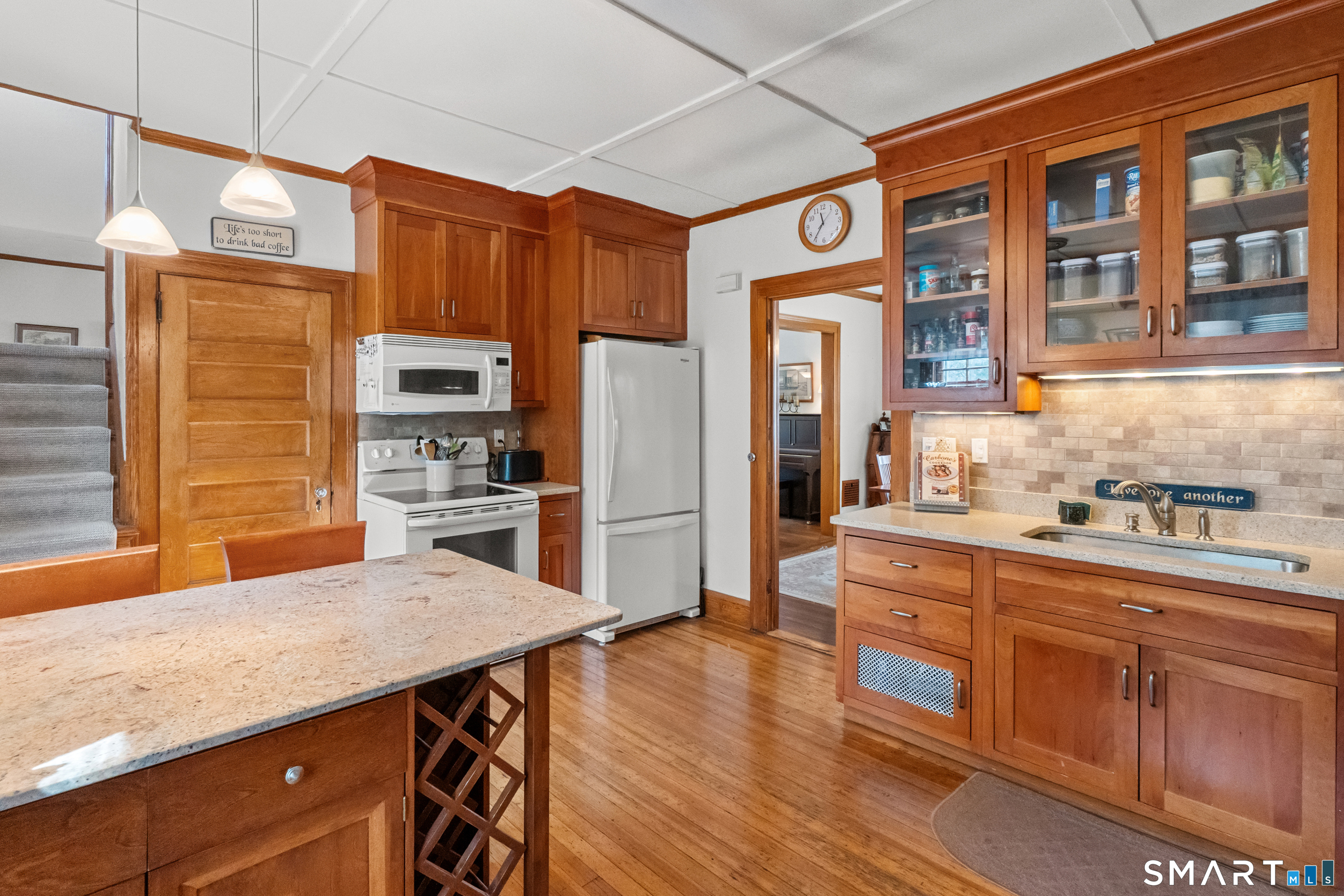 82 Monroe Street Hartford CT 06114