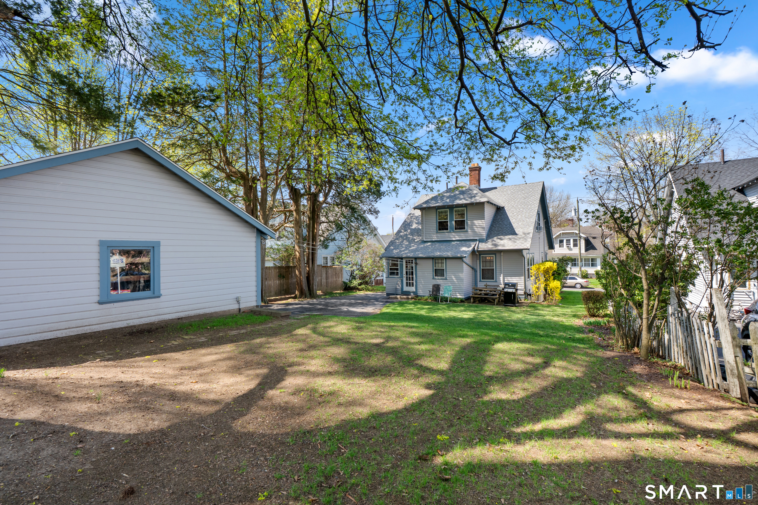 82 Monroe Street Hartford CT 06114