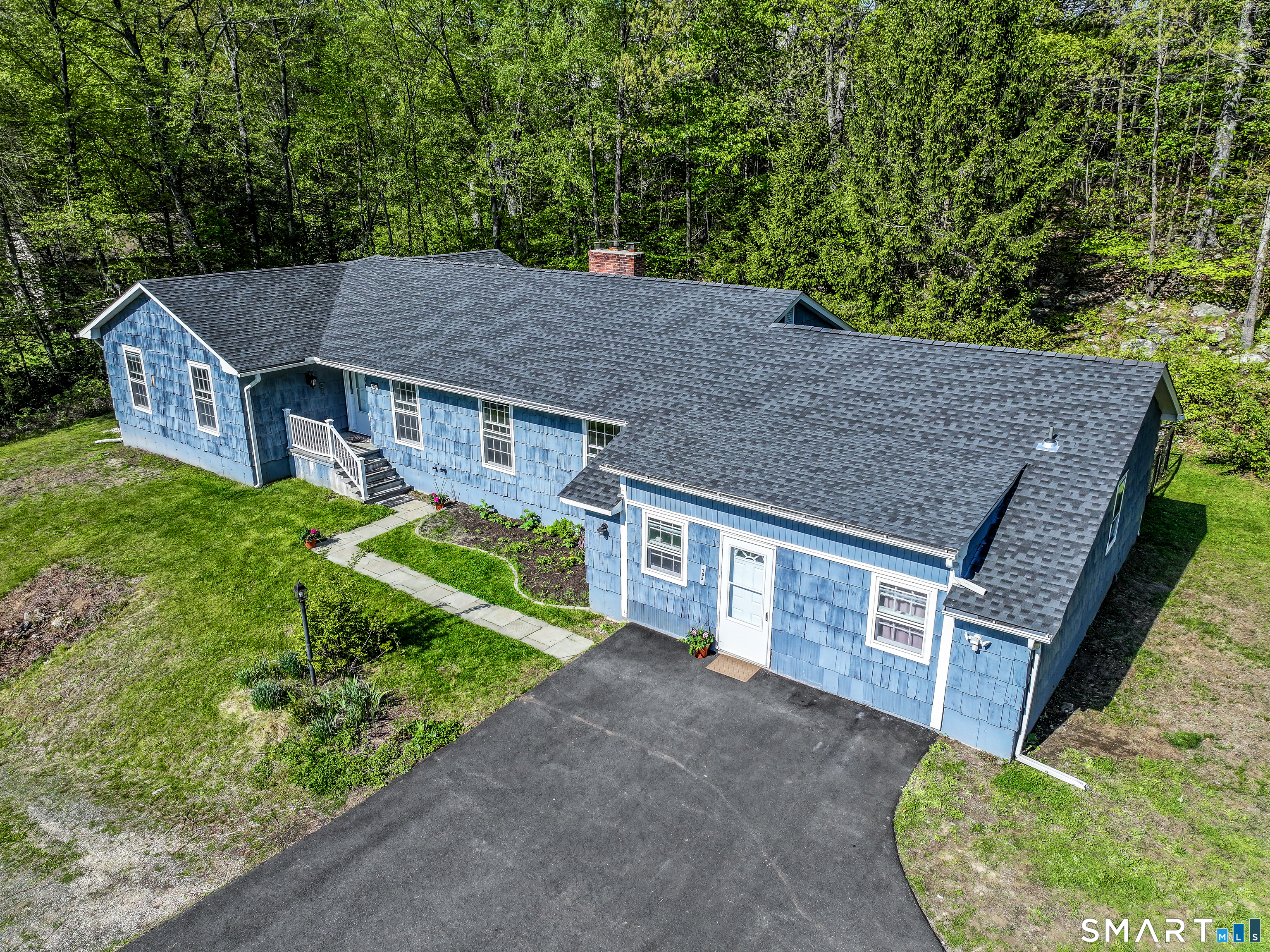 152 State Route 37 New Fairfield CT 06812