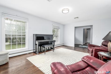152 State Route 37 New Fairfield CT 06812