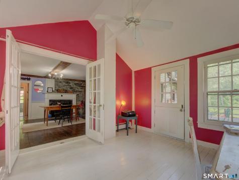 347 New London Turnpike Stonington CT 06378