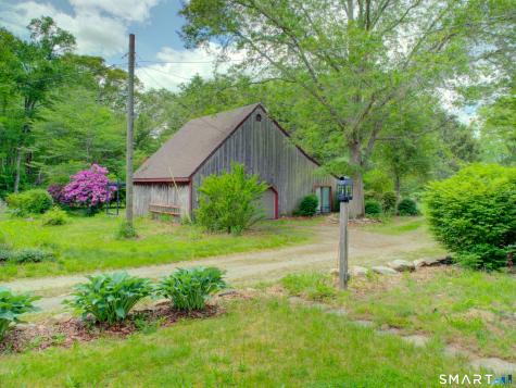 347 New London Turnpike Stonington CT 06378