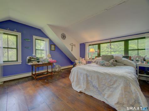 347 New London Turnpike Stonington CT 06378