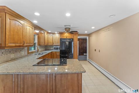 5 Harbor Ridge Road Danbury CT 06811