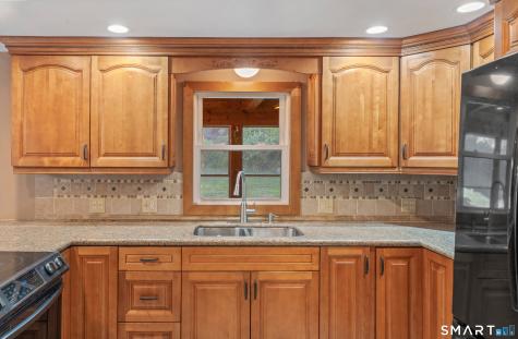 5 Harbor Ridge Road Danbury CT 06811