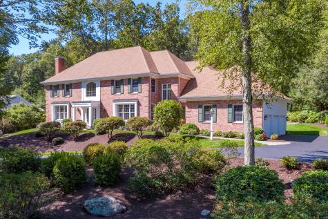 7 Hastings Turn Avon CT 06001