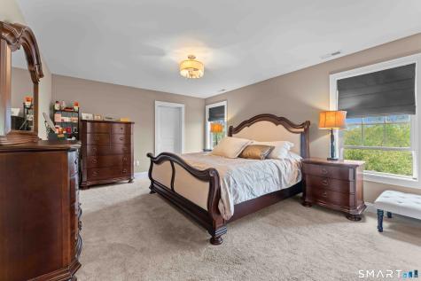 42 Ridgewood Terrace North Haven CT 06473