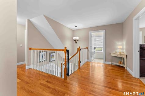 42 Ridgewood Terrace North Haven CT 06473