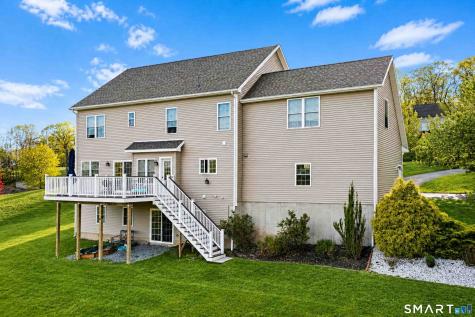 42 Ridgewood Terrace North Haven CT 06473