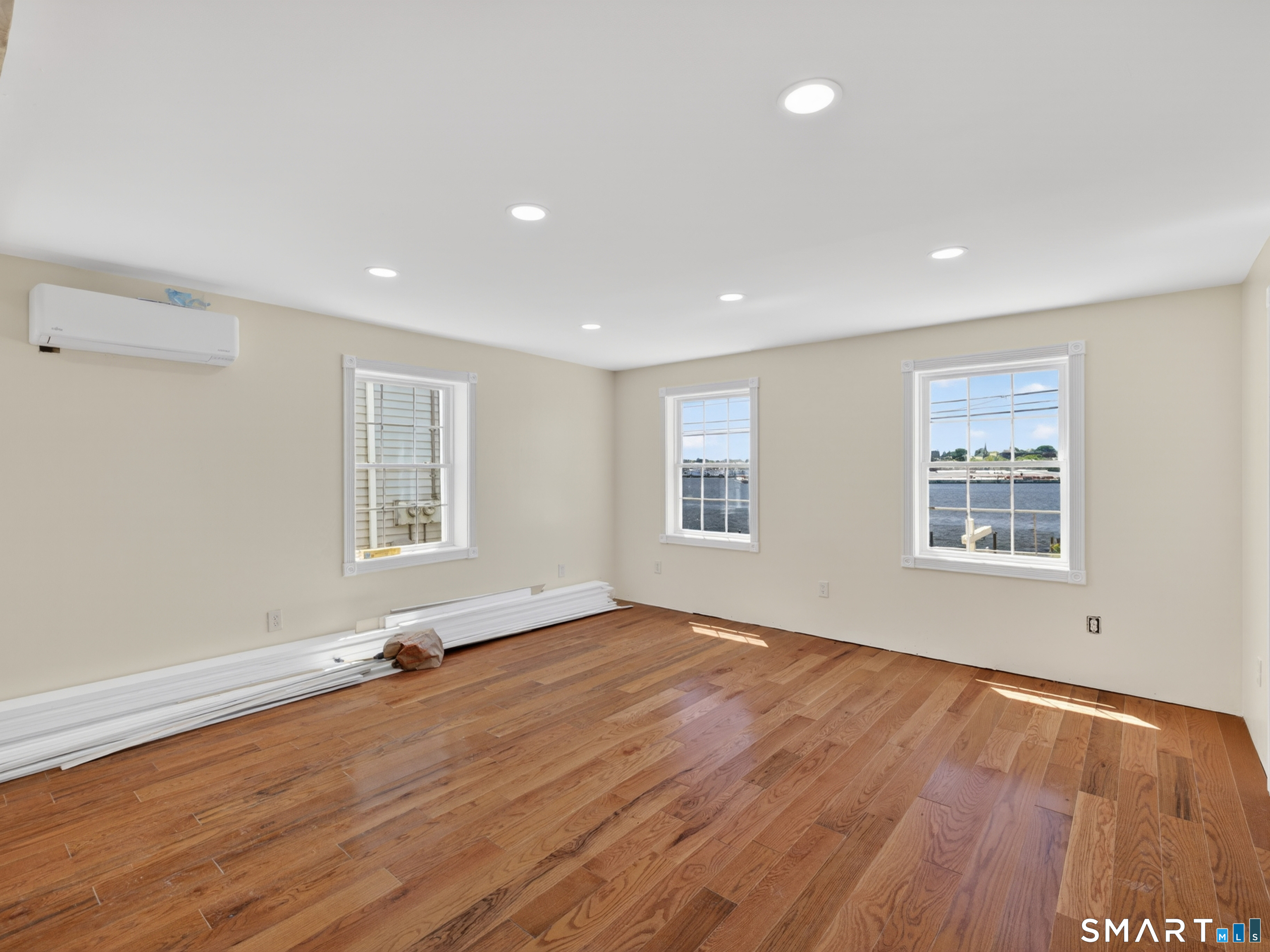 108 Thames Street Groton CT 06340