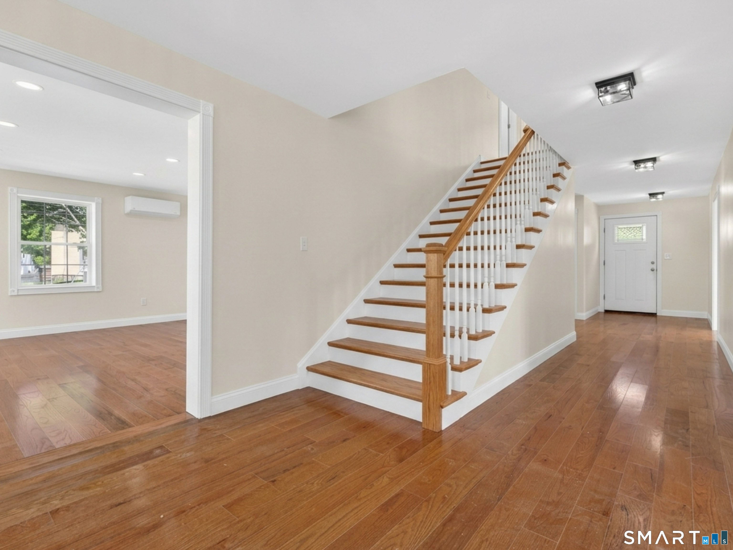 108 Thames Street Groton CT 06340