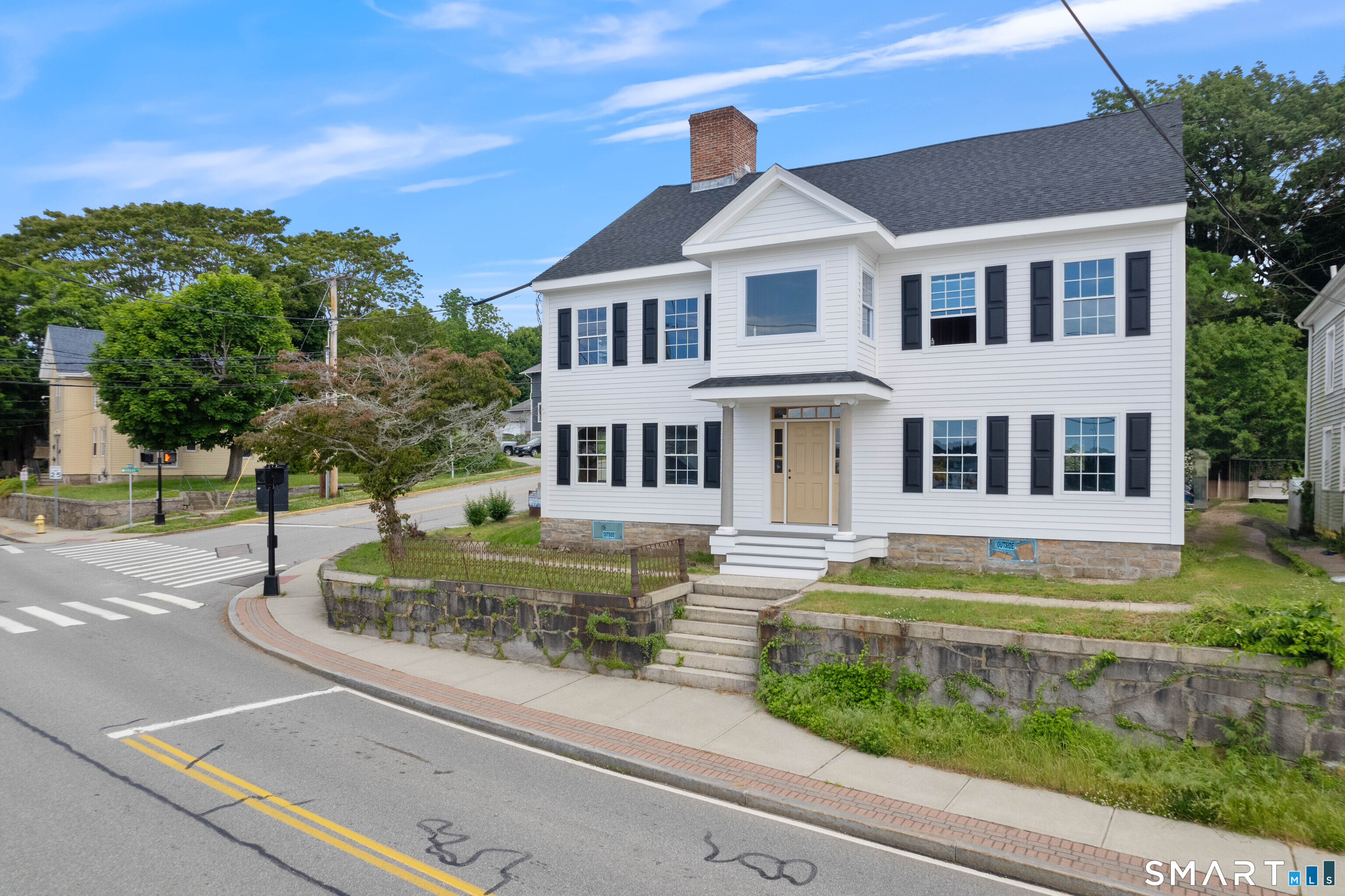 108 Thames Street Groton CT 06340