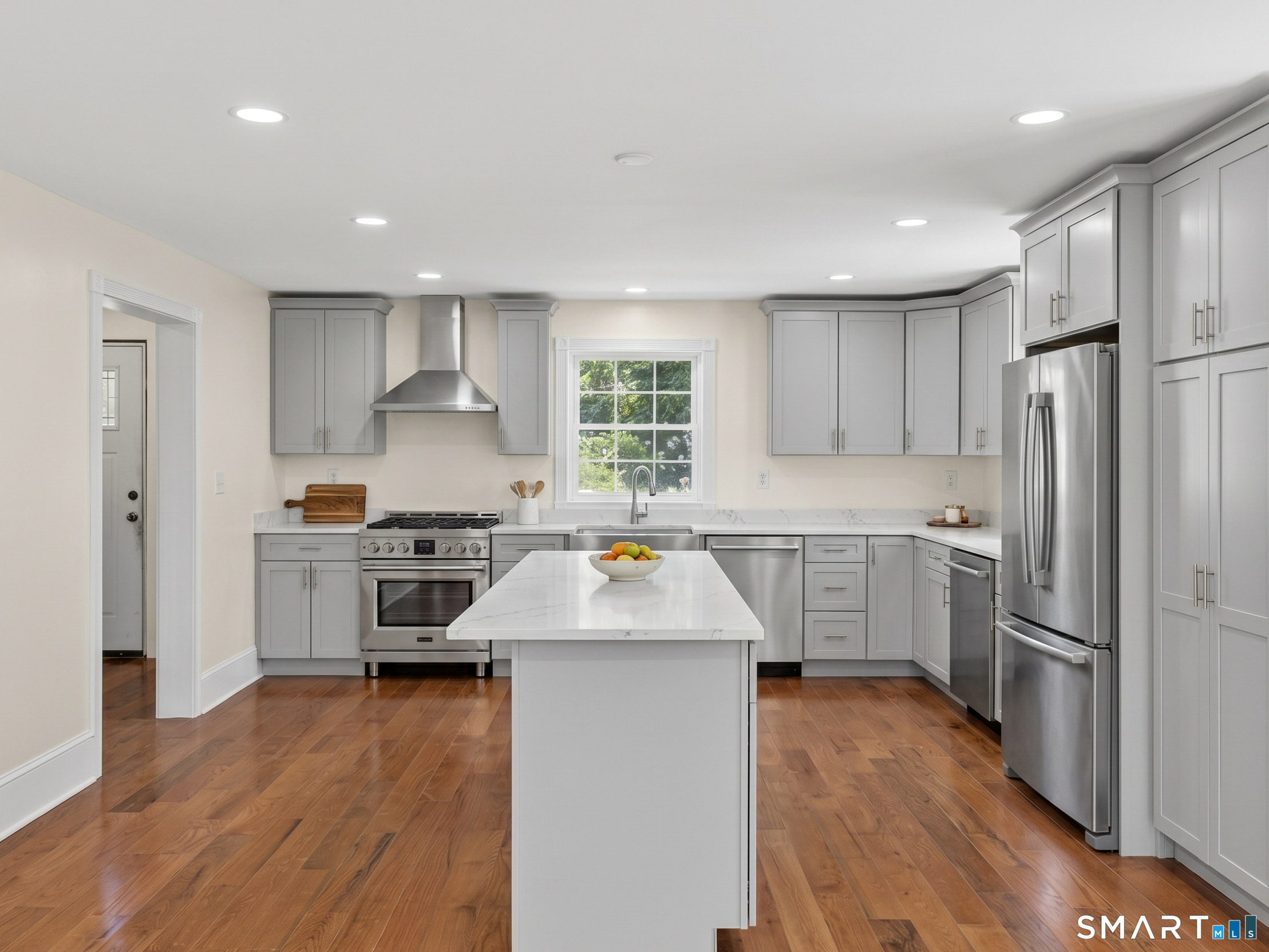 108 Thames Street Groton CT 06340