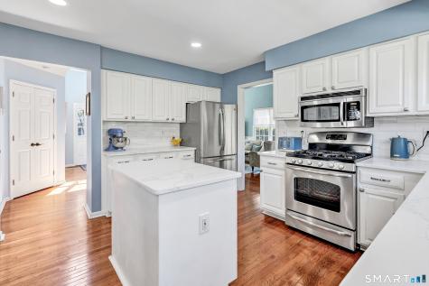 255 Acorn Lane Milford CT 06461