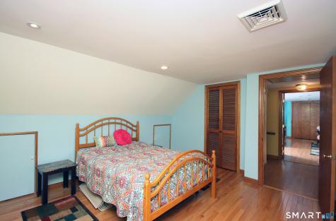 69 Hill Avenue Wallingford CT 06492