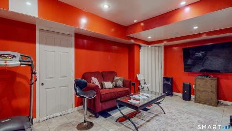 2078 Park Avenue Bridgeport CT 06604