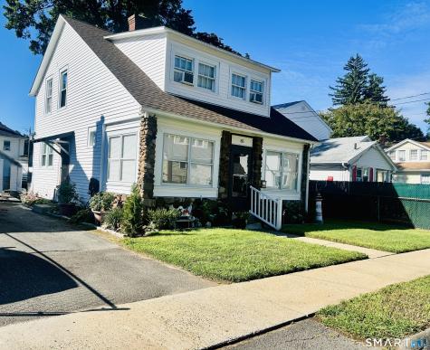 85 Brookline Avenue Bloomfield CT 06002