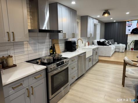 51 Oronoque Trail Shelton CT 06484