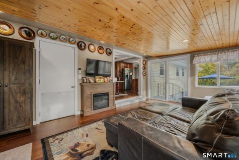 25 Sandy Hollow Drive Waterford CT 06385