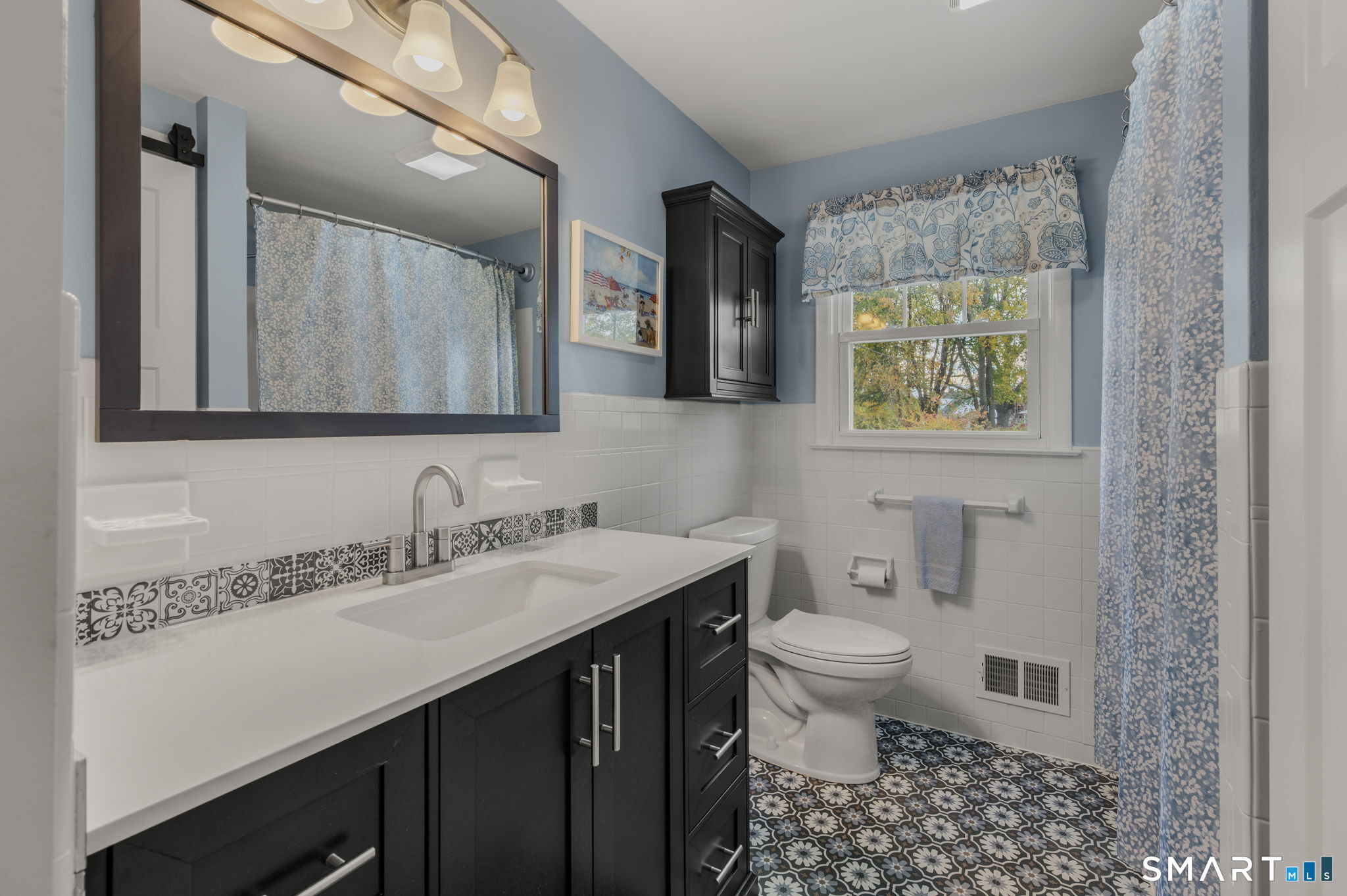 25 Sandy Hollow Drive Waterford CT 06385