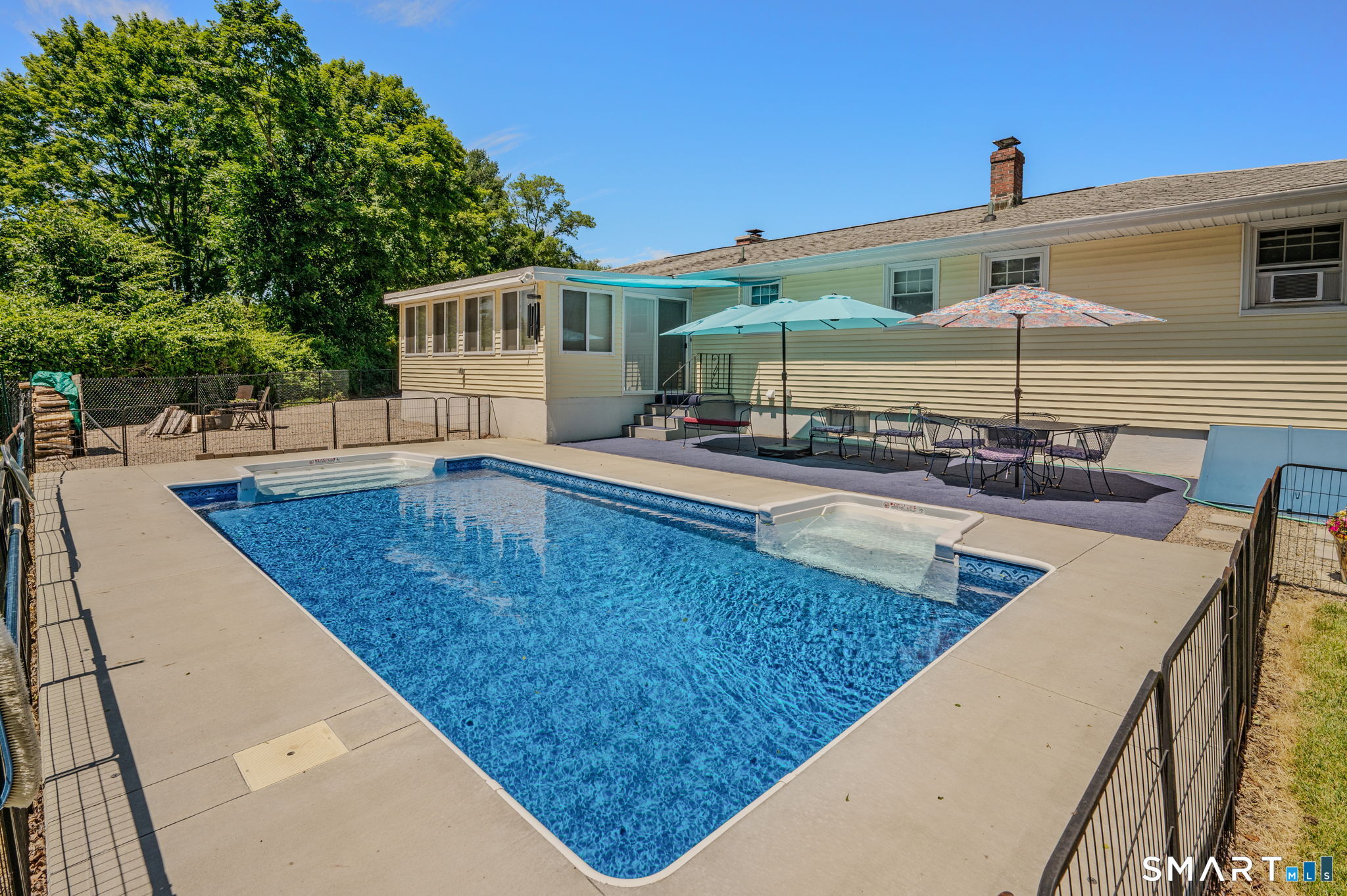 25 Sandy Hollow Drive Waterford CT 06385