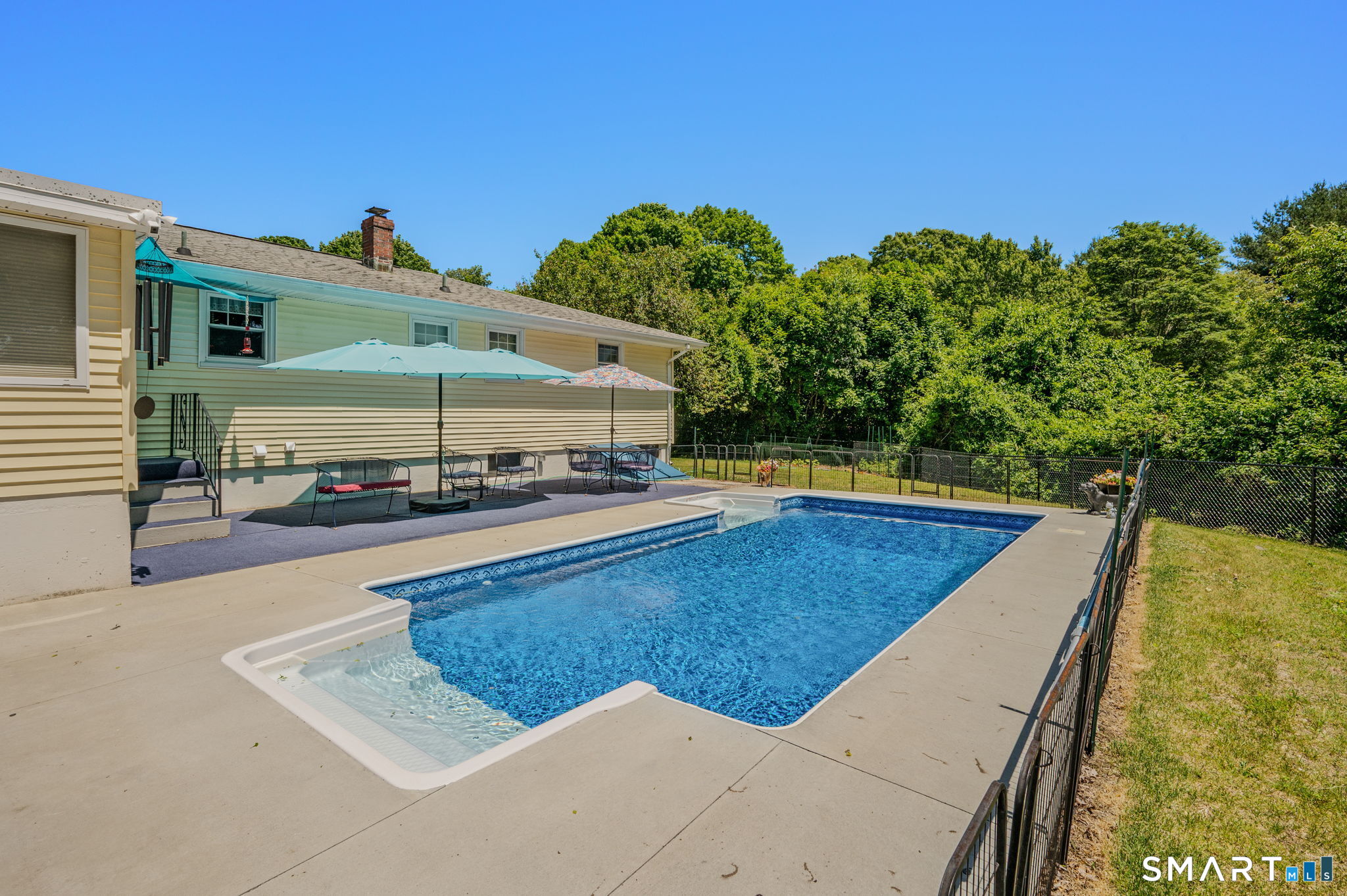 25 Sandy Hollow Drive Waterford CT 06385