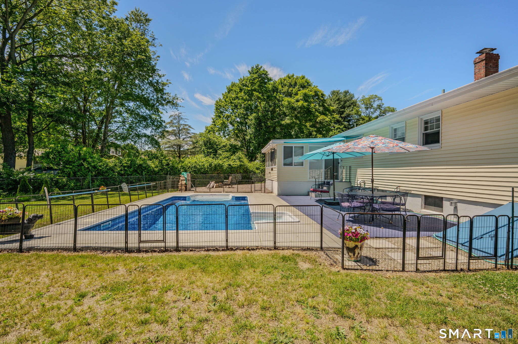 25 Sandy Hollow Drive Waterford CT 06385