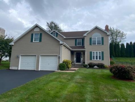 38 Colonel Chester Drive Wethersfield CT 06109