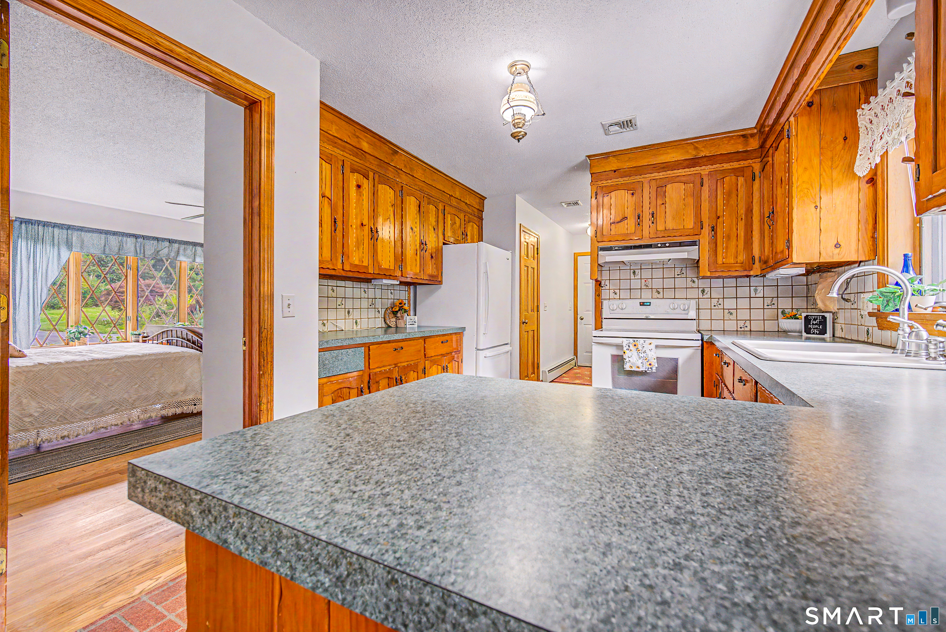 39 Cannon Road Hampton CT 06247