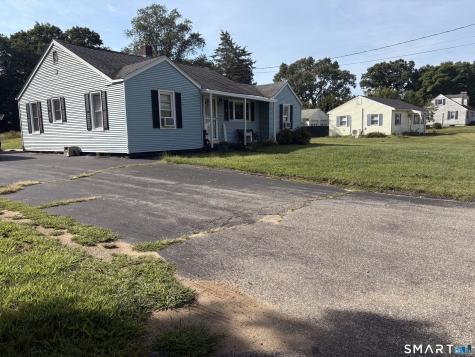 9 Buckingham Road Mansfield CT 06033