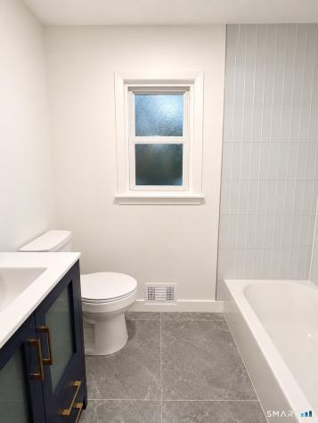 11 Flaum Drive West Haven CT 06516